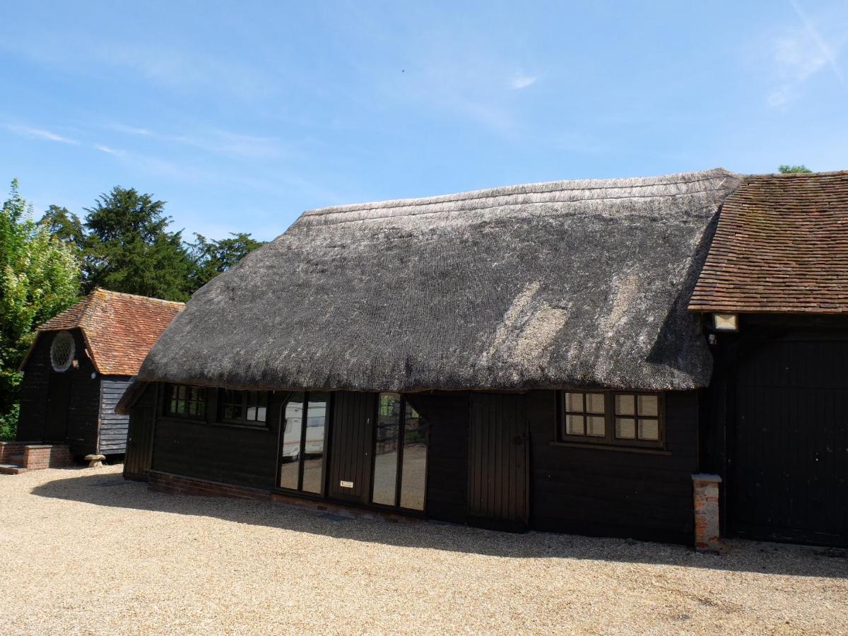 The Thatched Barn Villa Thame Exterior foto